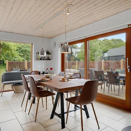 Hus 16 בית נופש *