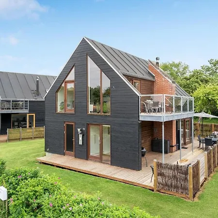 Hus 16 בית נופש *